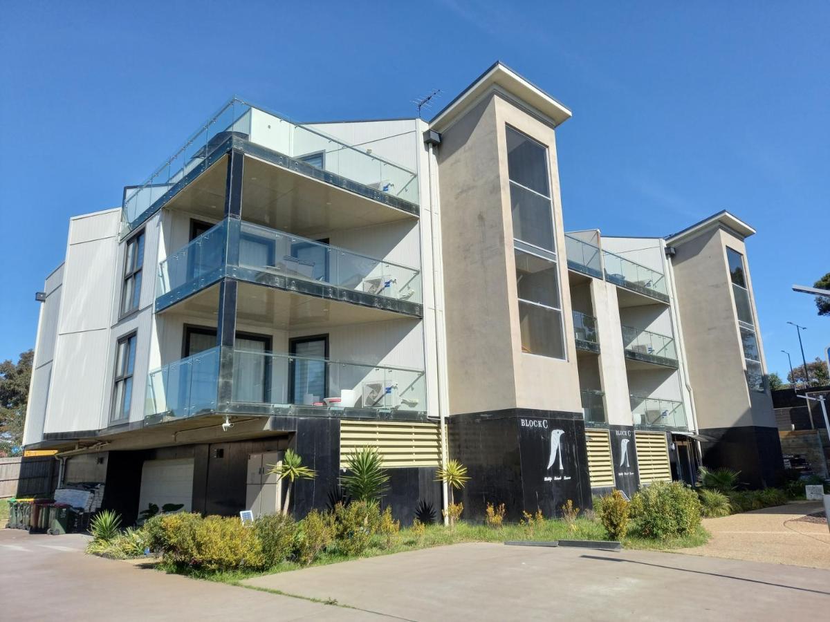 Apartment In Phillip Island Towers - Block C